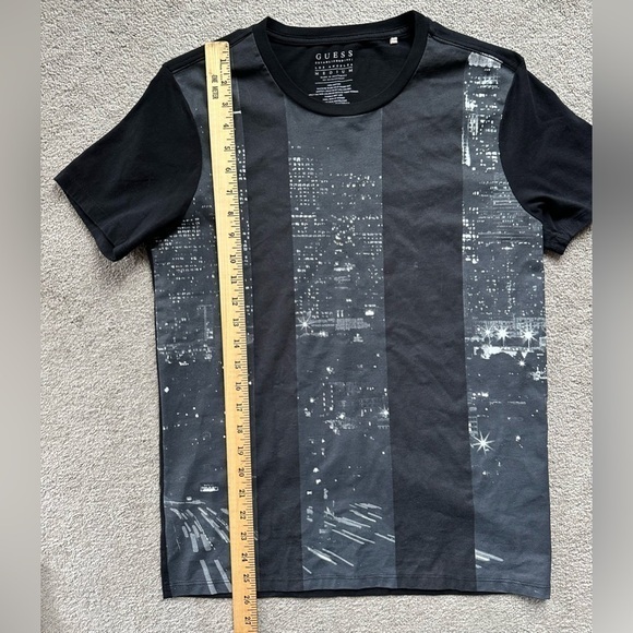 Guess Los‎ Angeles California graphic t-shirt size Medium - Picture 5 of 6